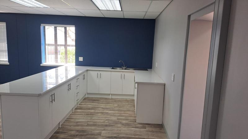 To Let commercial Property for Rent in Newton Park Eastern Cape